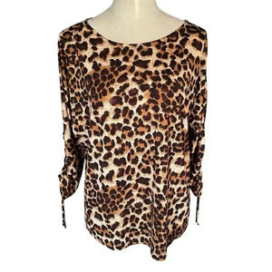 Chico’s Animal Print Cheetah Slit Sleeves Lightweight Sexy Bold Top Women Size M